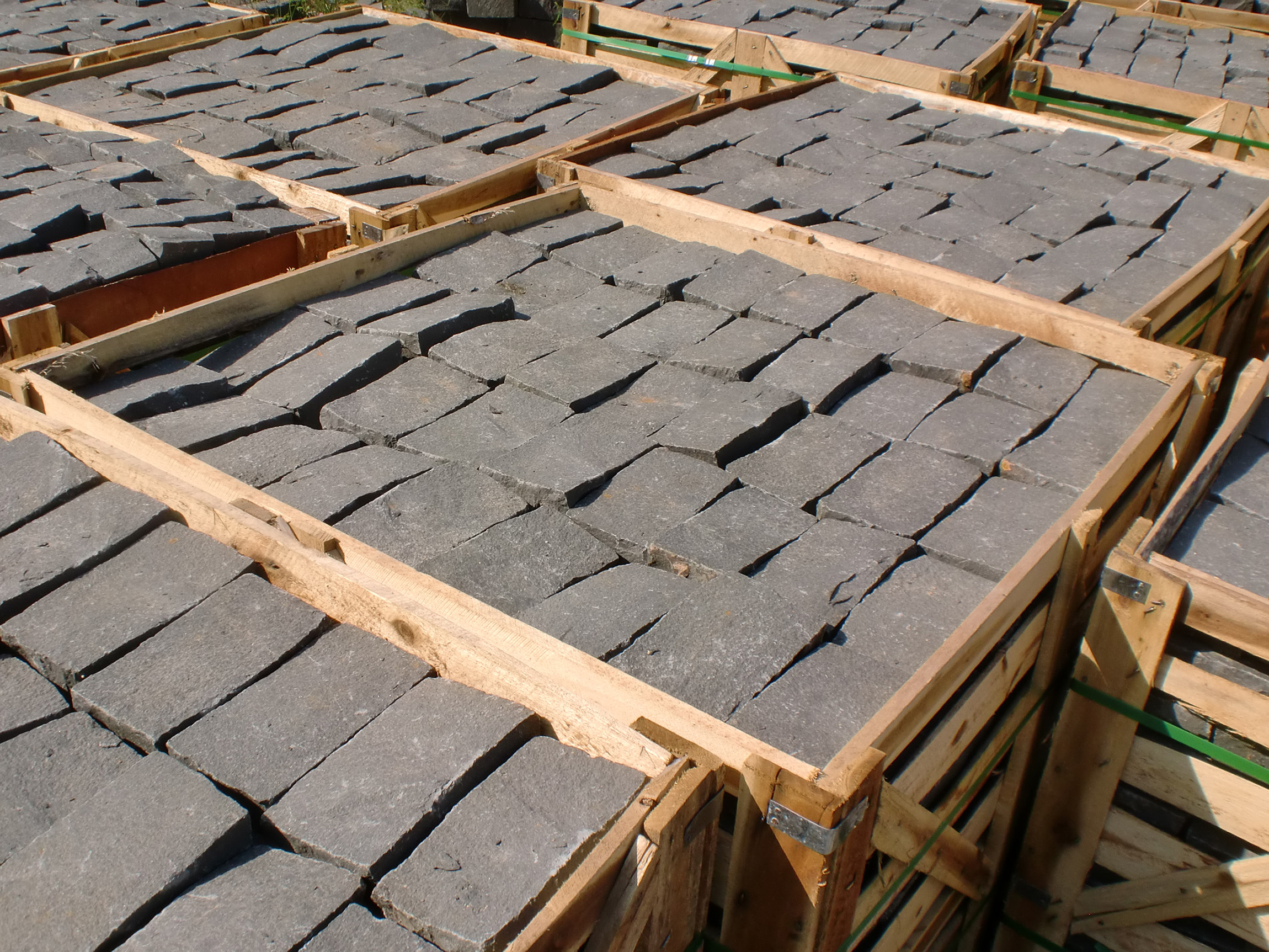 Basalt cubes/cobbles